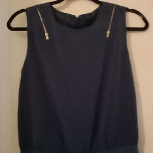 Beautiful blue jumpsuit with zipper detail